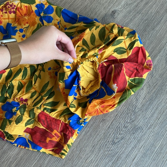 Farm Rio Yellow Floral Crop Top - Picture 6 of 13